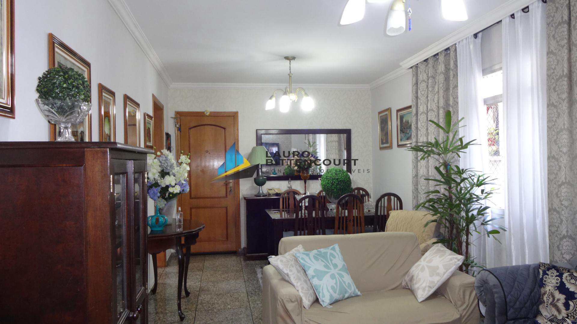 Apartamento à venda com 3 quartos, 117m² - Foto 1