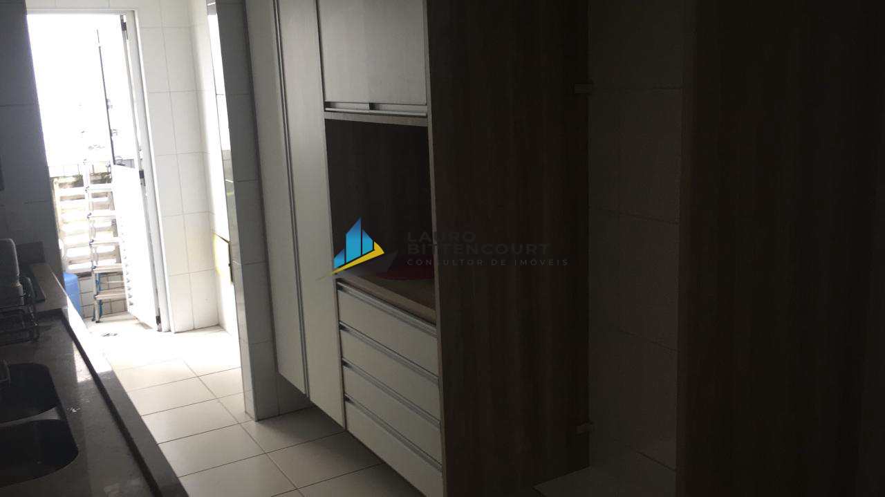 Apartamento à venda com 3 quartos, 122m² - Foto 7