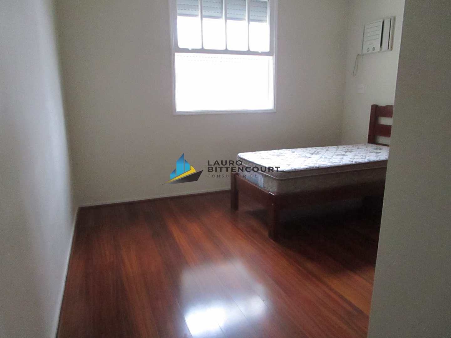 Apartamento para alugar com 3 quartos, 90m² - Foto 11