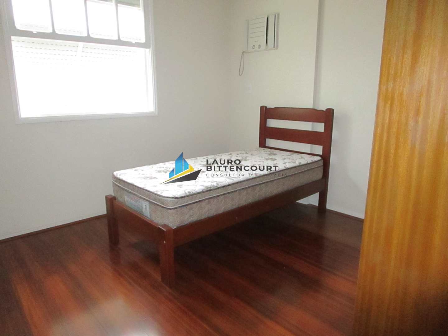 Apartamento para alugar com 3 quartos, 90m² - Foto 12