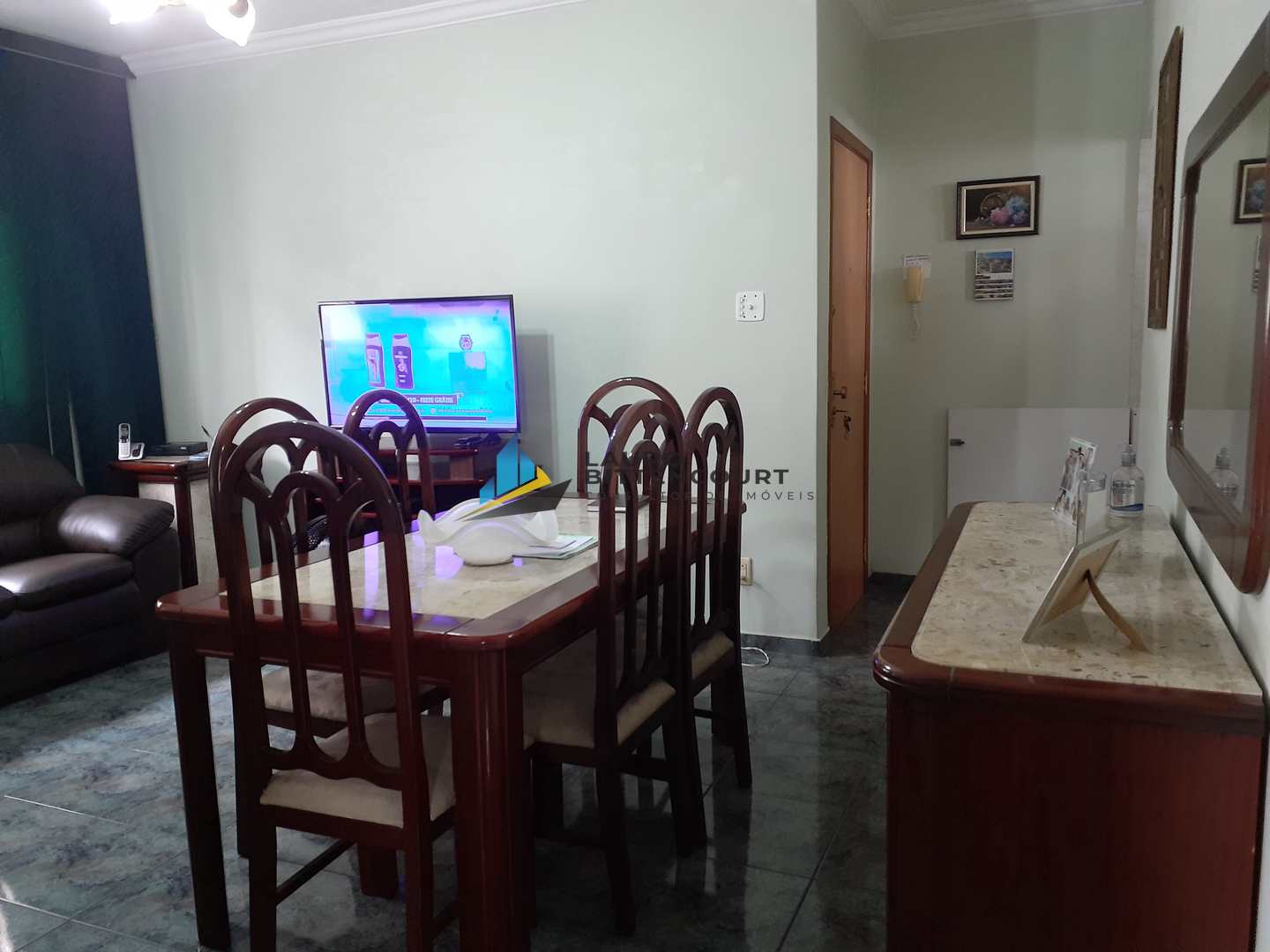 Apartamento à venda com 2 quartos, 85m² - Foto 2