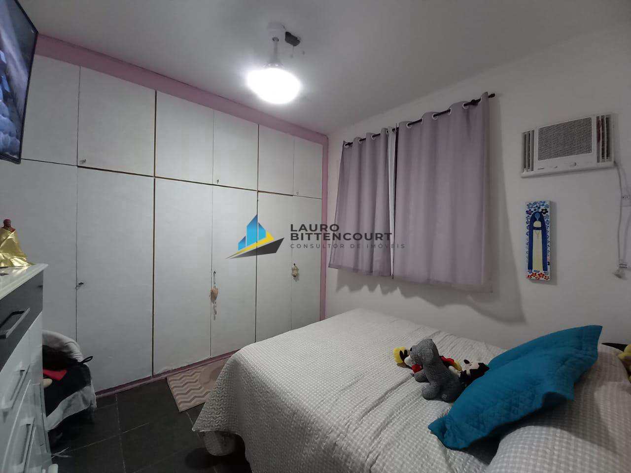 Apartamento à venda com 2 quartos, 75m² - Foto 9