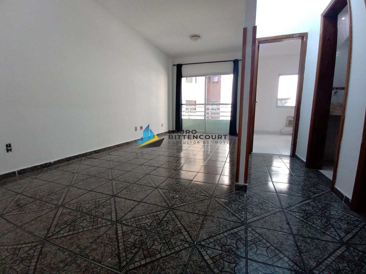 Apartamento à venda com 1 quarto, 60m² - Foto 2