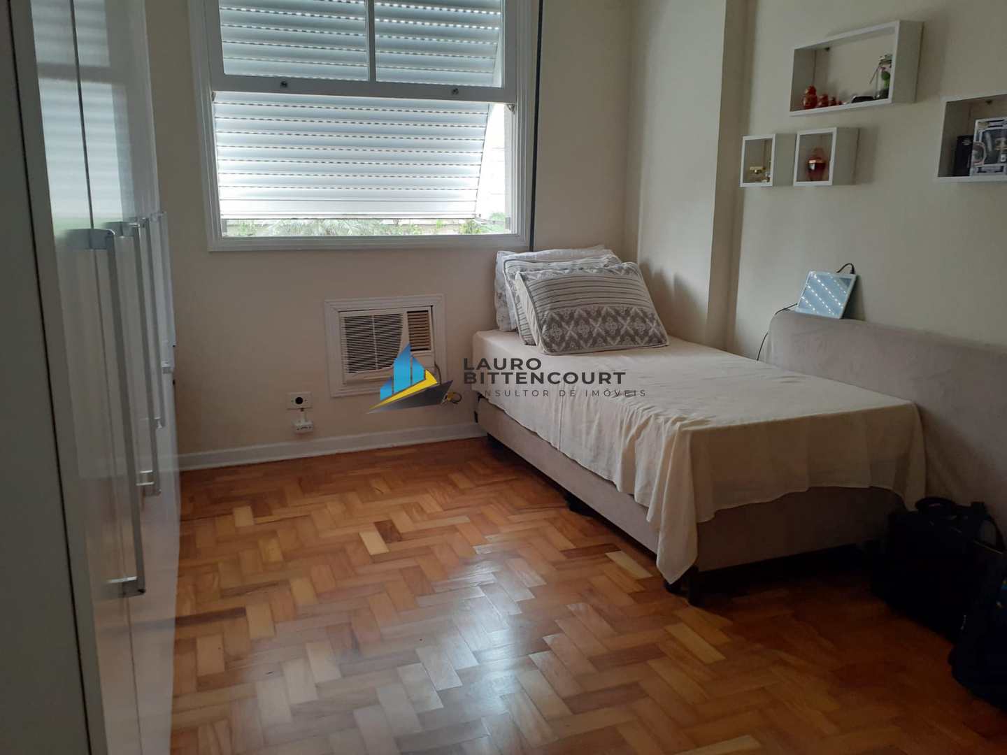 Apartamento à venda com 1 quarto, 60m² - Foto 7