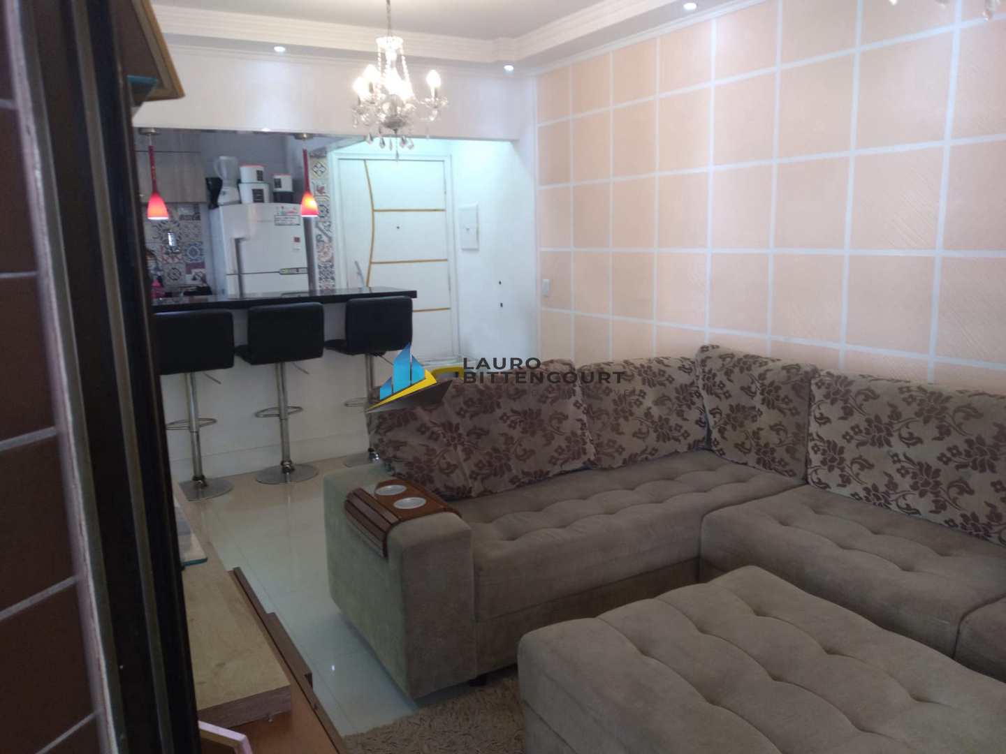 Apartamento à venda com 1 quarto, 50m² - Foto 2