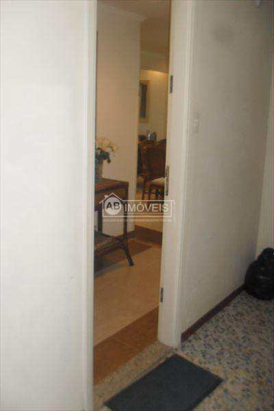 Apartamento à venda com 4 quartos, 201m² - Foto 12