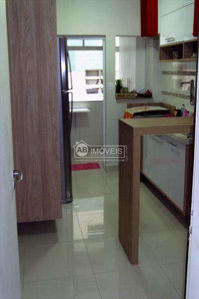 Apartamento à venda com 2 quartos, 105m² - Foto 23