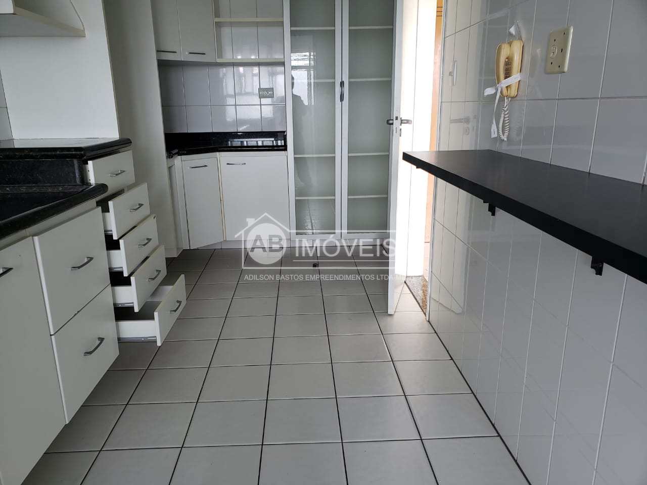 Apartamento para alugar com 2 quartos, 86m² - Foto 14