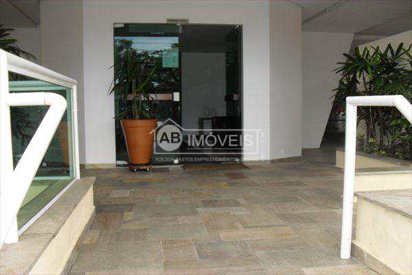 Apartamento para alugar com 2 quartos, 86m² - Foto 35