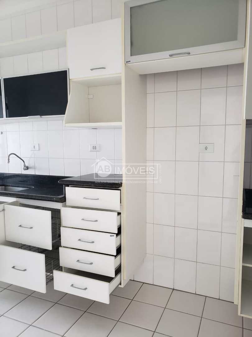 Apartamento para alugar com 2 quartos, 86m² - Foto 13