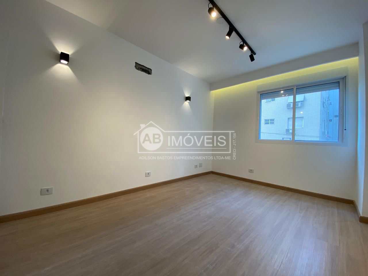 Apartamento à venda e aluguel com 3 quartos, 127m² - Foto 1