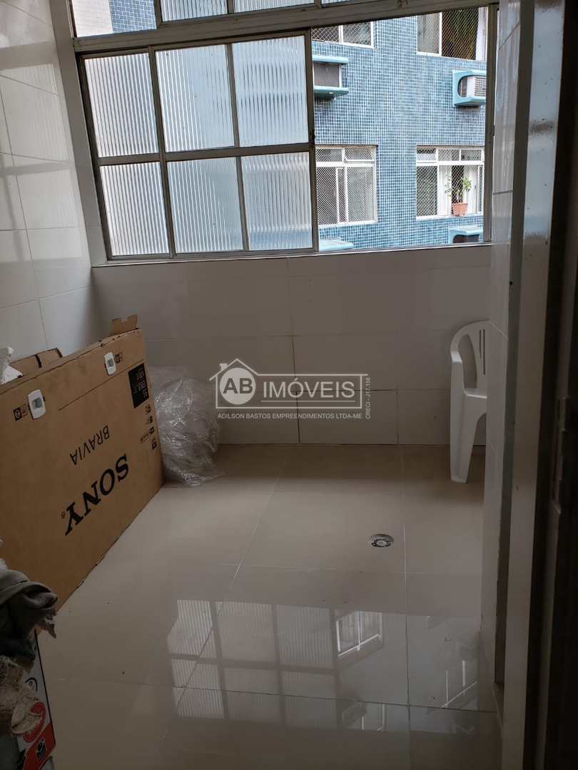 Apartamento à venda com 2 quartos, 80m² - Foto 13