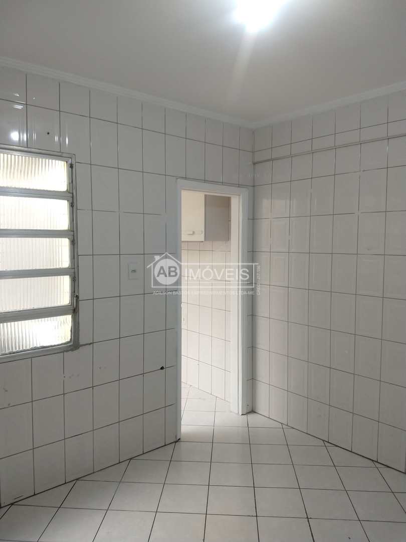 Apartamento para alugar com 2 quartos, 70m² - Foto 7