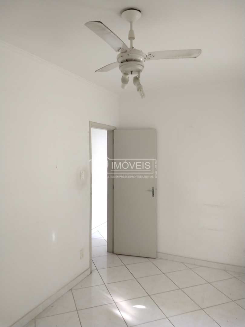 Apartamento para alugar com 3 quartos, 80m² - Foto 11