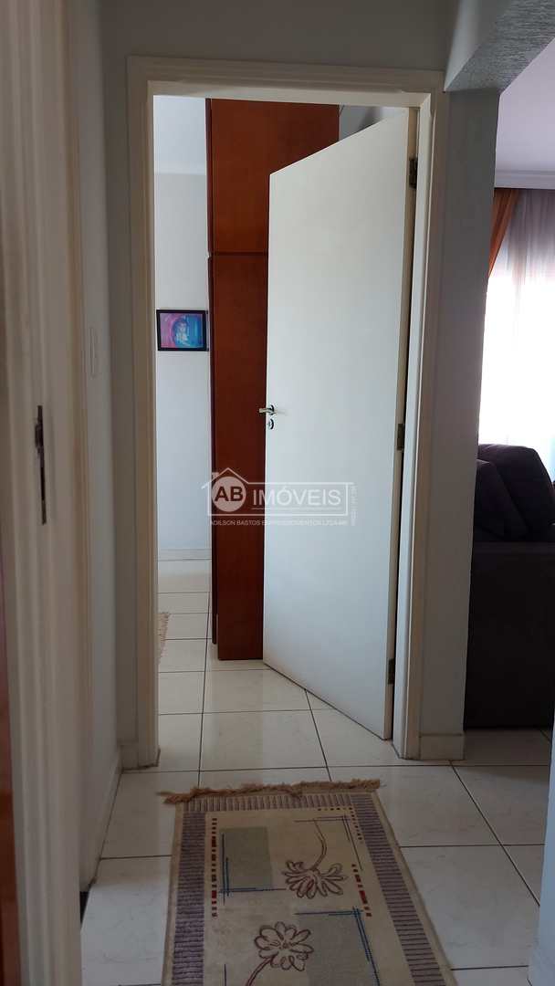 Apartamento à venda com 2 quartos, 75m² - Foto 11