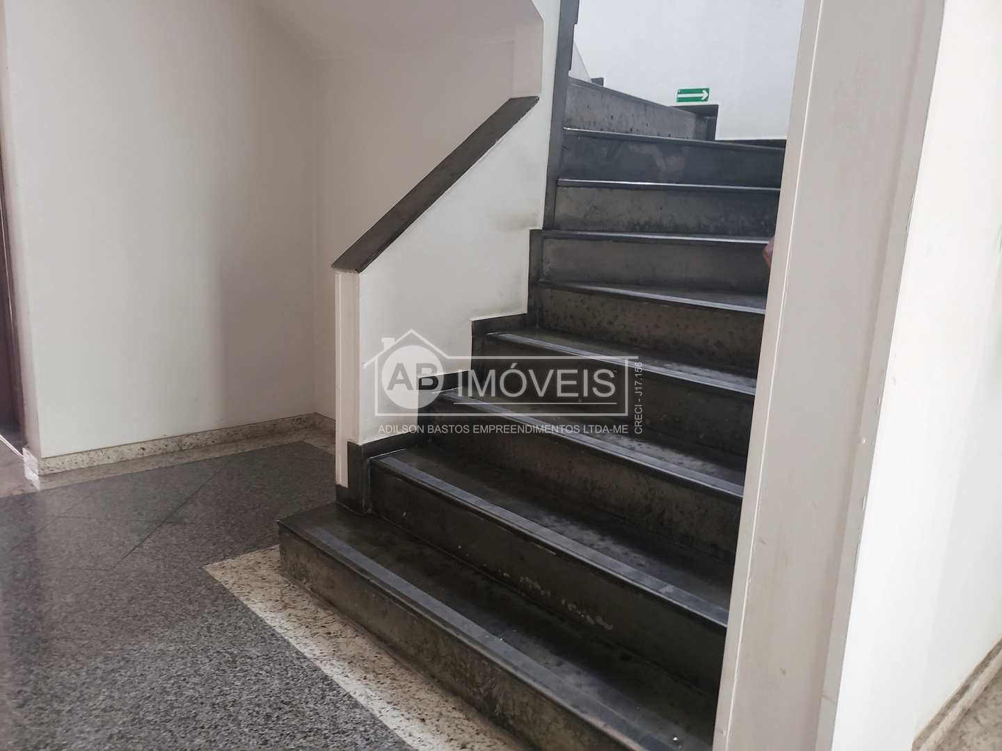 Apartamento para alugar com 2 quartos, 75m² - Foto 34