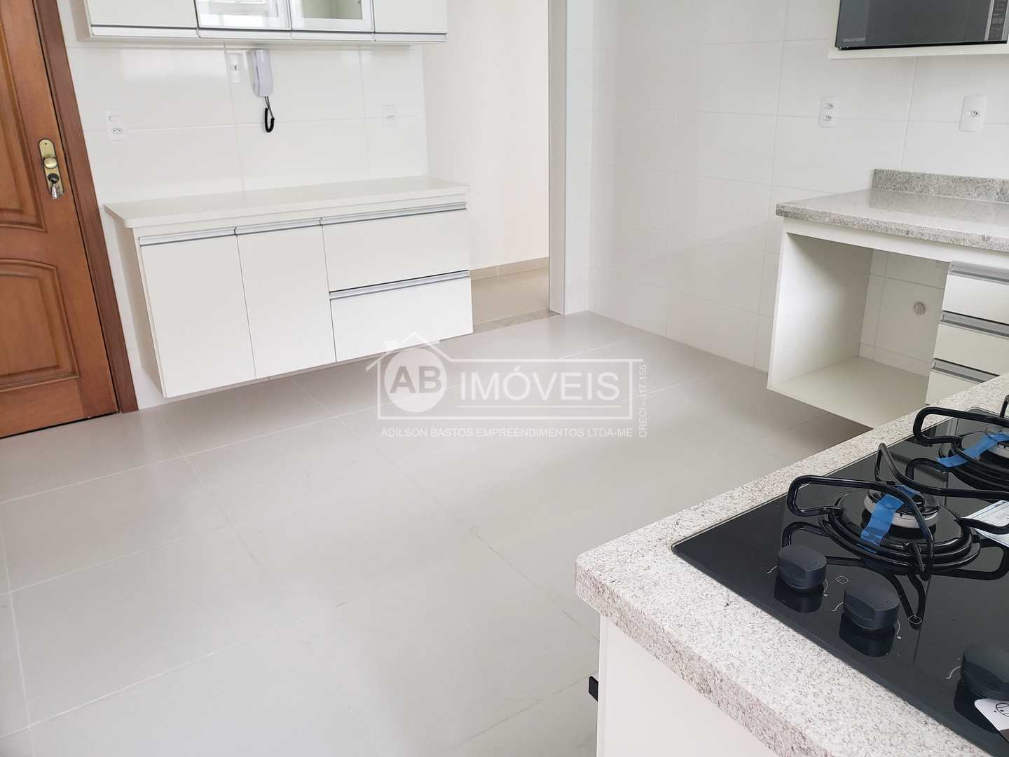 Apartamento para alugar com 2 quartos, 75m² - Foto 42