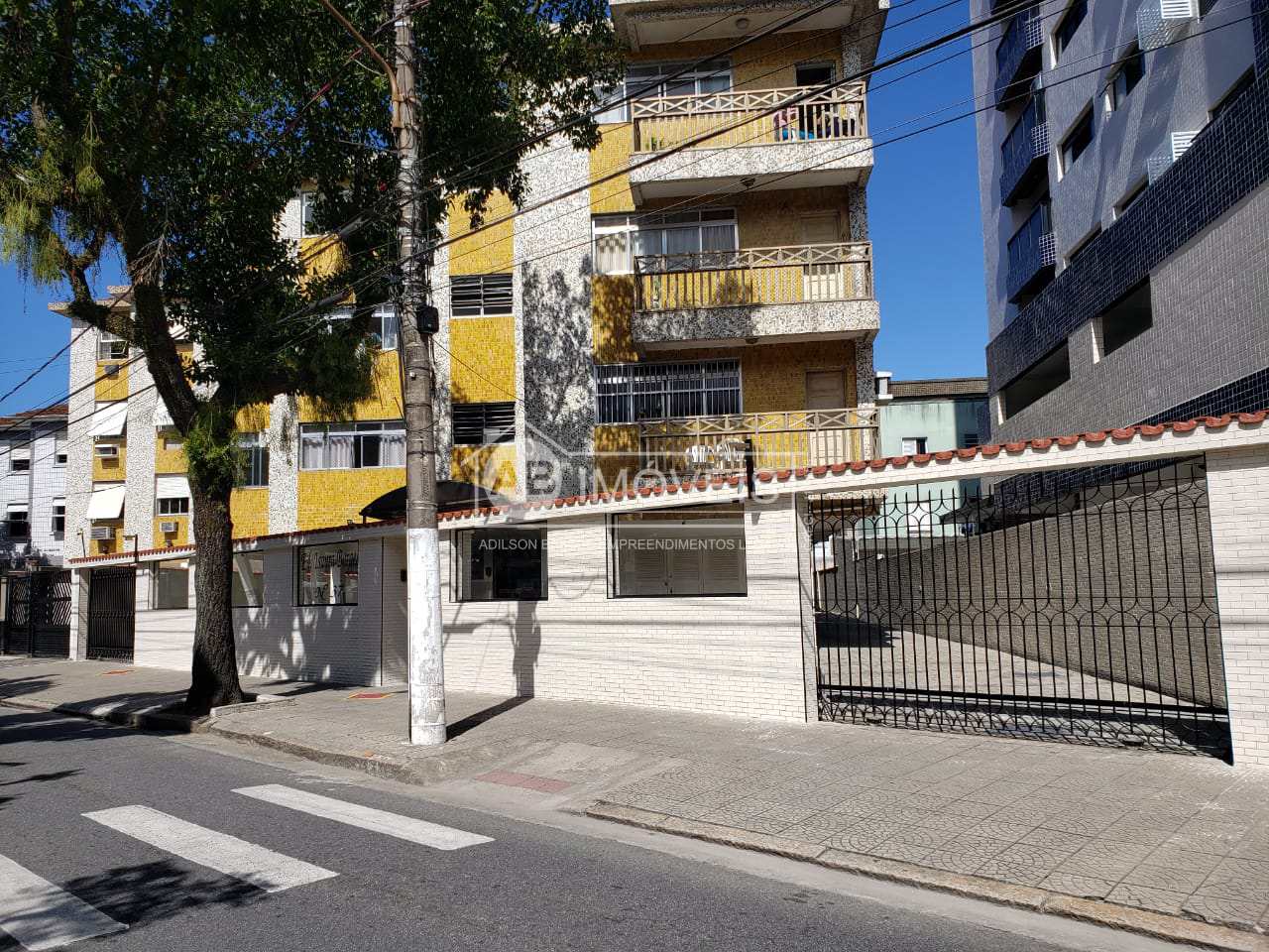 Apartamento para alugar com 2 quartos, 75m² - Foto 23