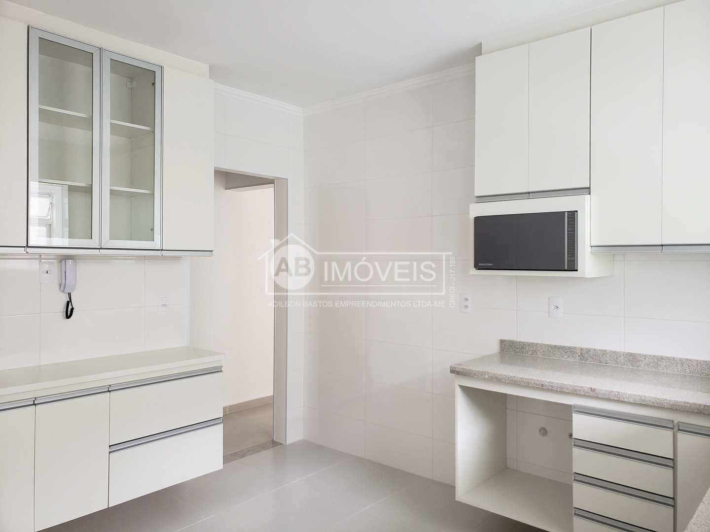 Apartamento para alugar com 2 quartos, 75m² - Foto 7