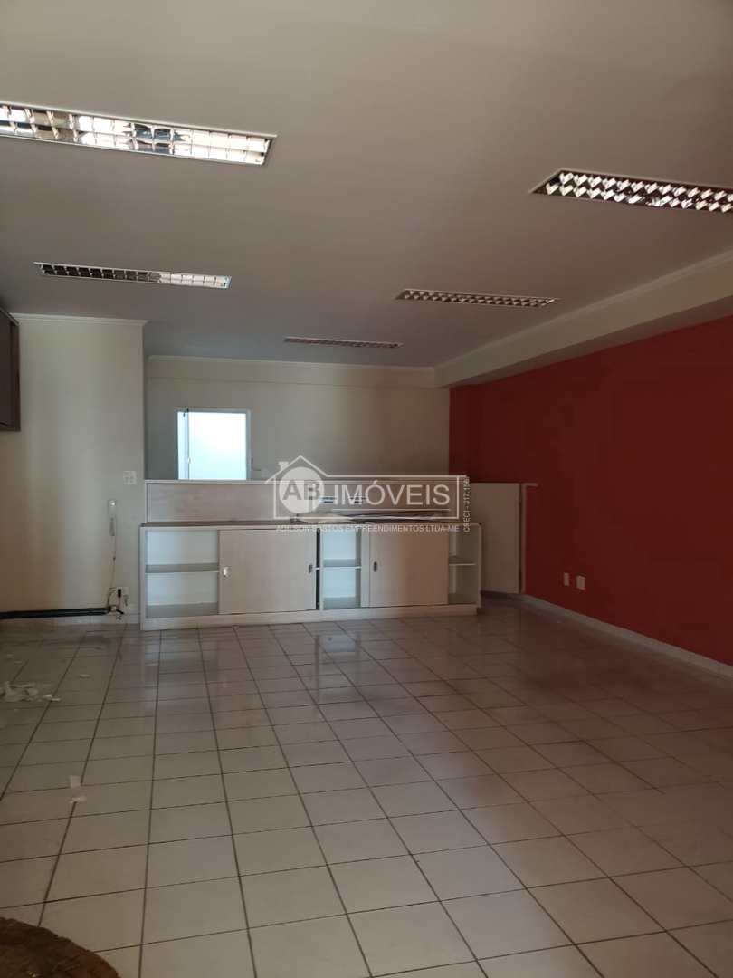 Prédio Inteiro à venda com 4 quartos, 89m² - Foto 1