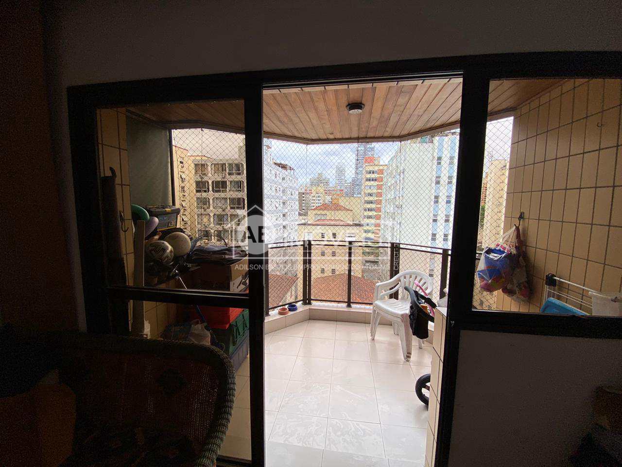 Apartamento à venda com 2 quartos, 110m² - Foto 2