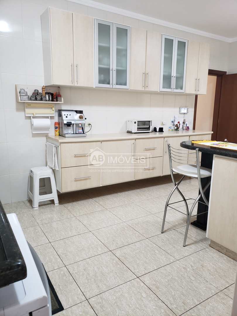 Sobrado à venda com 4 quartos, 320m² - Foto 31