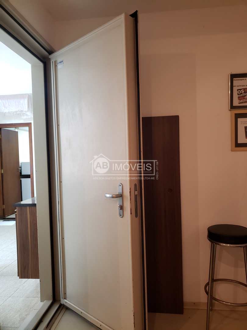 Sobrado à venda com 4 quartos, 320m² - Foto 7