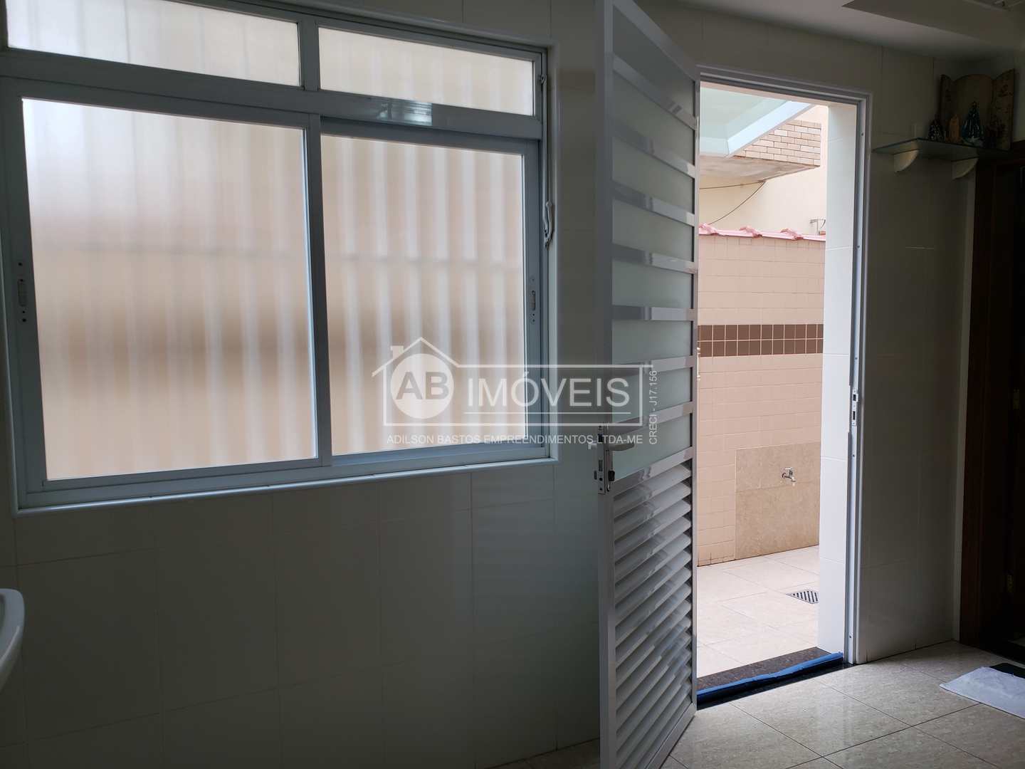 Sobrado à venda com 4 quartos, 320m² - Foto 44