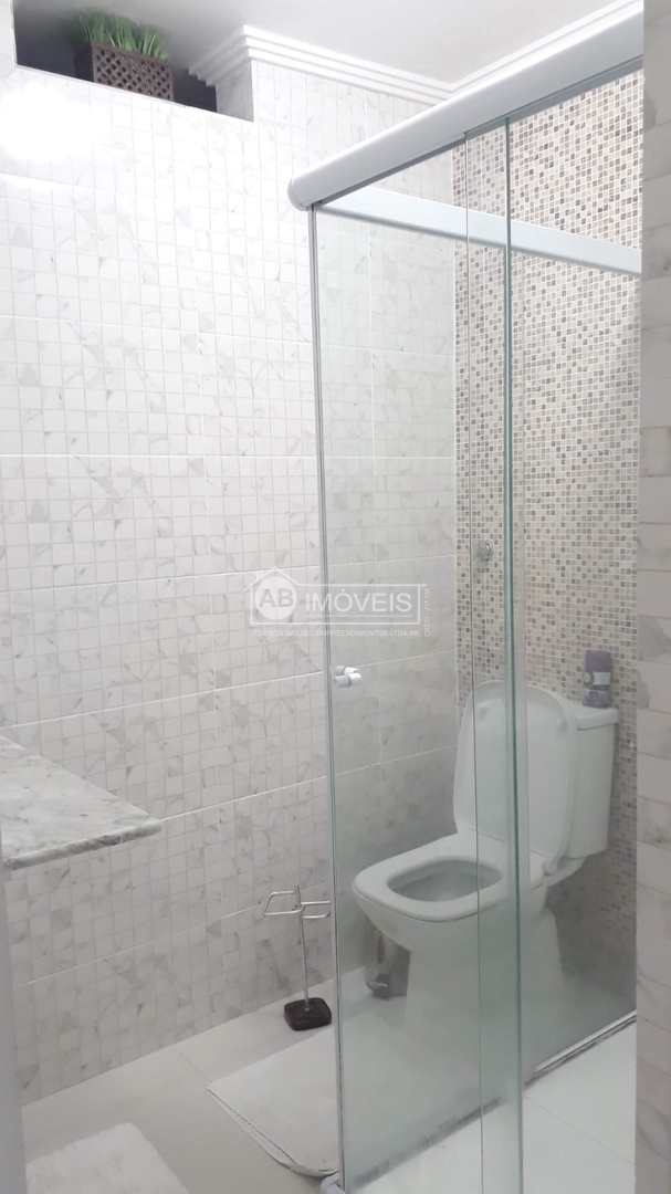 Apartamento à venda com 2 quartos, 80m² - Foto 18