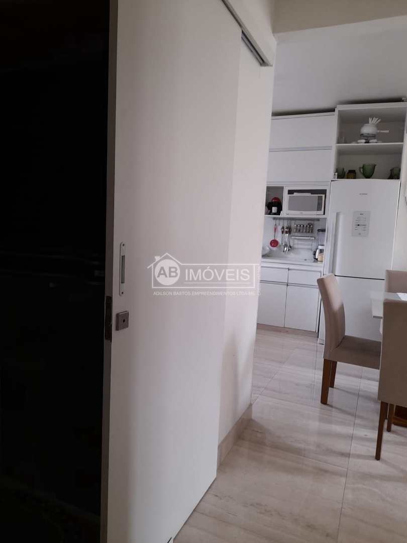 Apartamento à venda com 2 quartos, 80m² - Foto 8