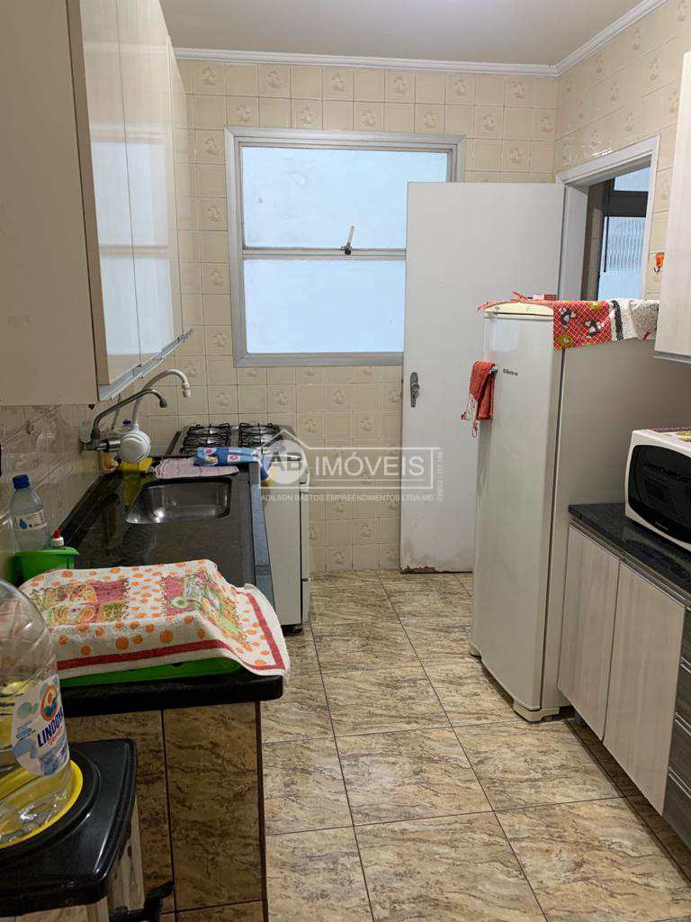 Apartamento à venda com 2 quartos, 70m² - Foto 9