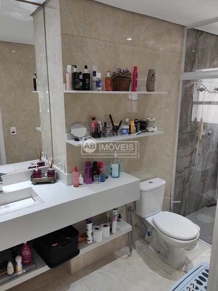 Apartamento à venda com 2 quartos, 150m² - Foto 17