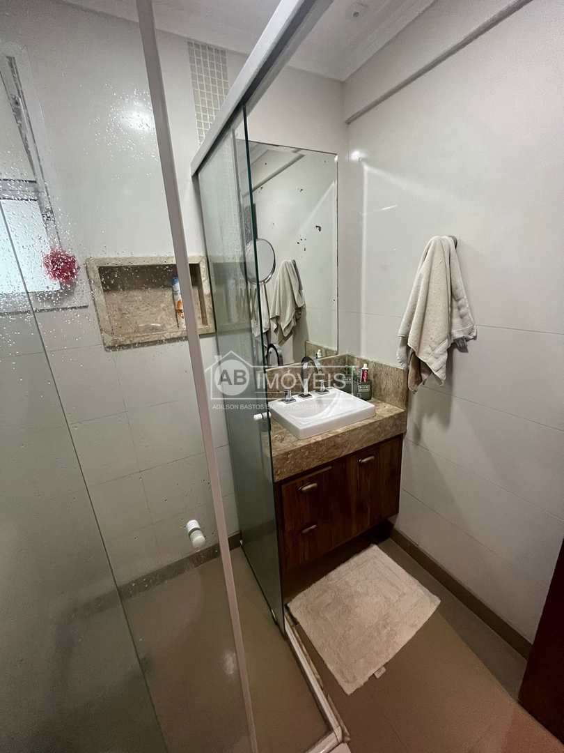 Apartamento à venda com 3 quartos, 114m² - Foto 12