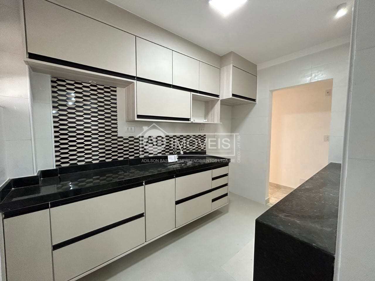 Apartamento à venda com 2 quartos, 110m² - Foto 5