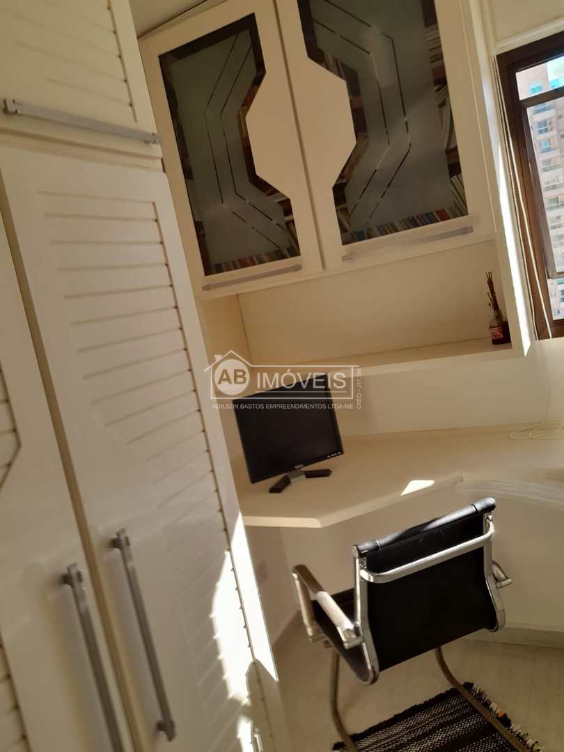 Apartamento à venda com 3 quartos, 136m² - Foto 10