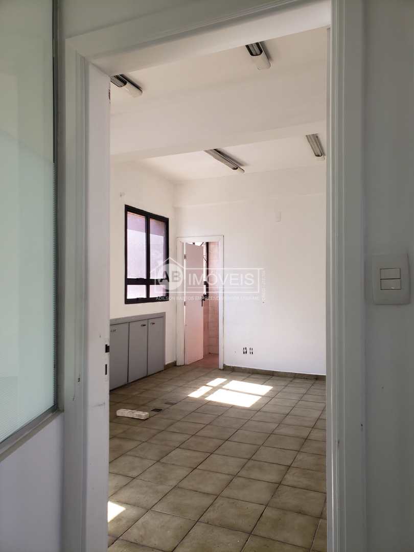 Prédio Inteiro para alugar, 180m² - Foto 13