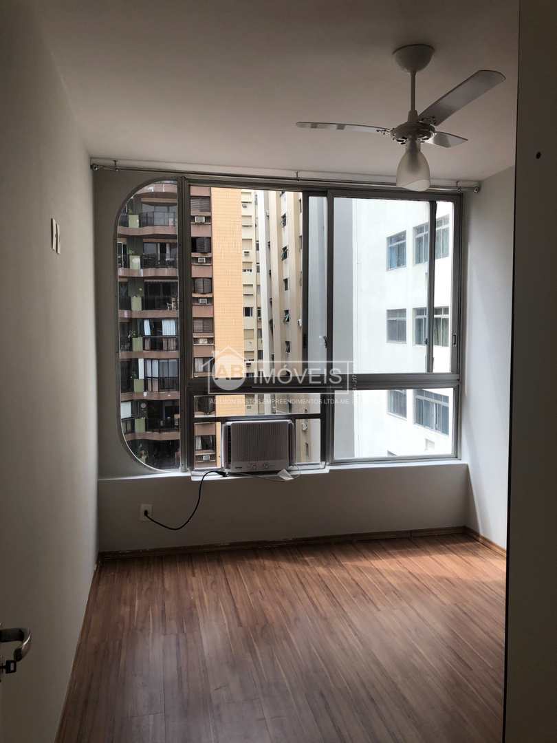 Apartamento à venda com 2 quartos, 76m² - Foto 2