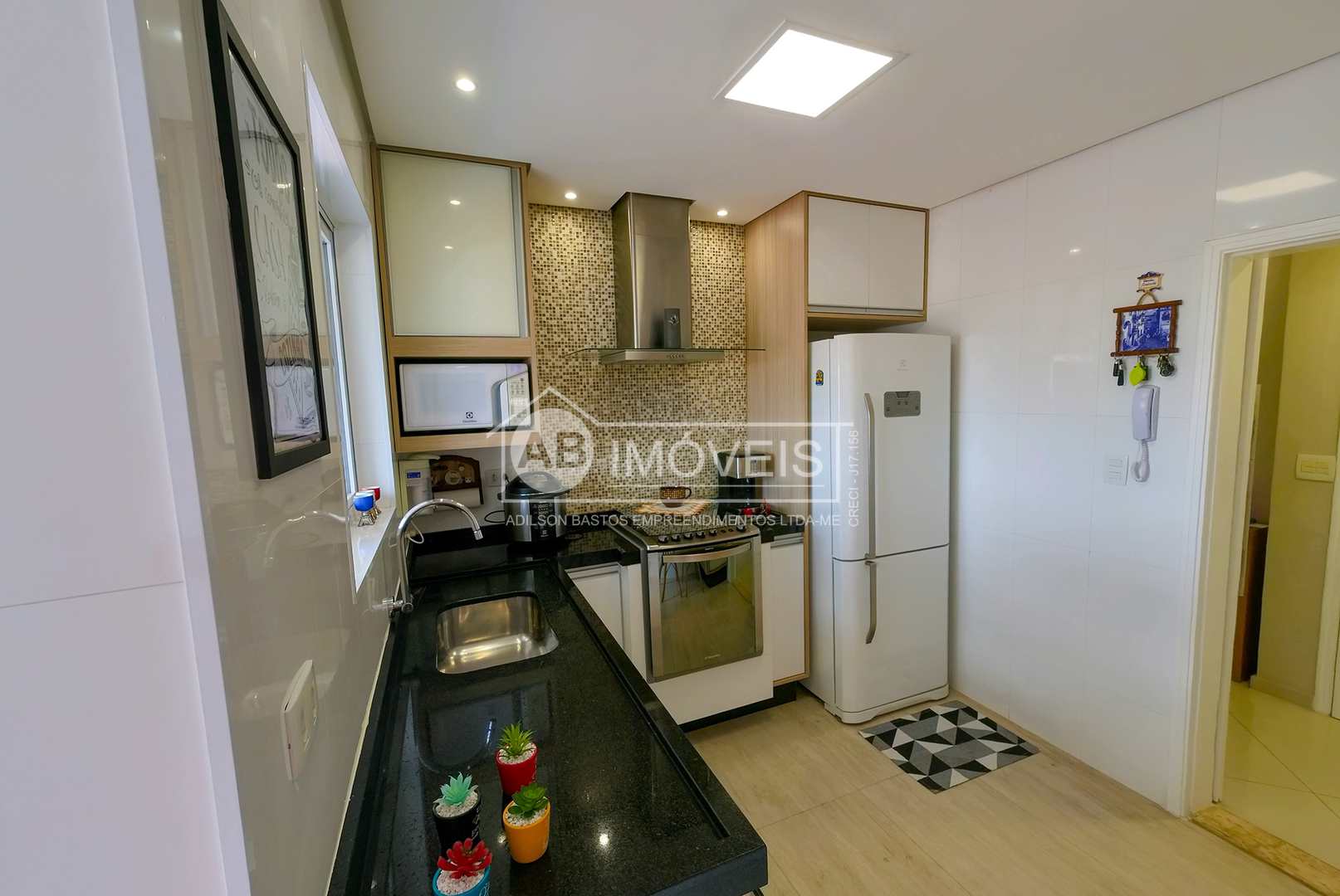 Apartamento à venda com 2 quartos, 100m² - Foto 6