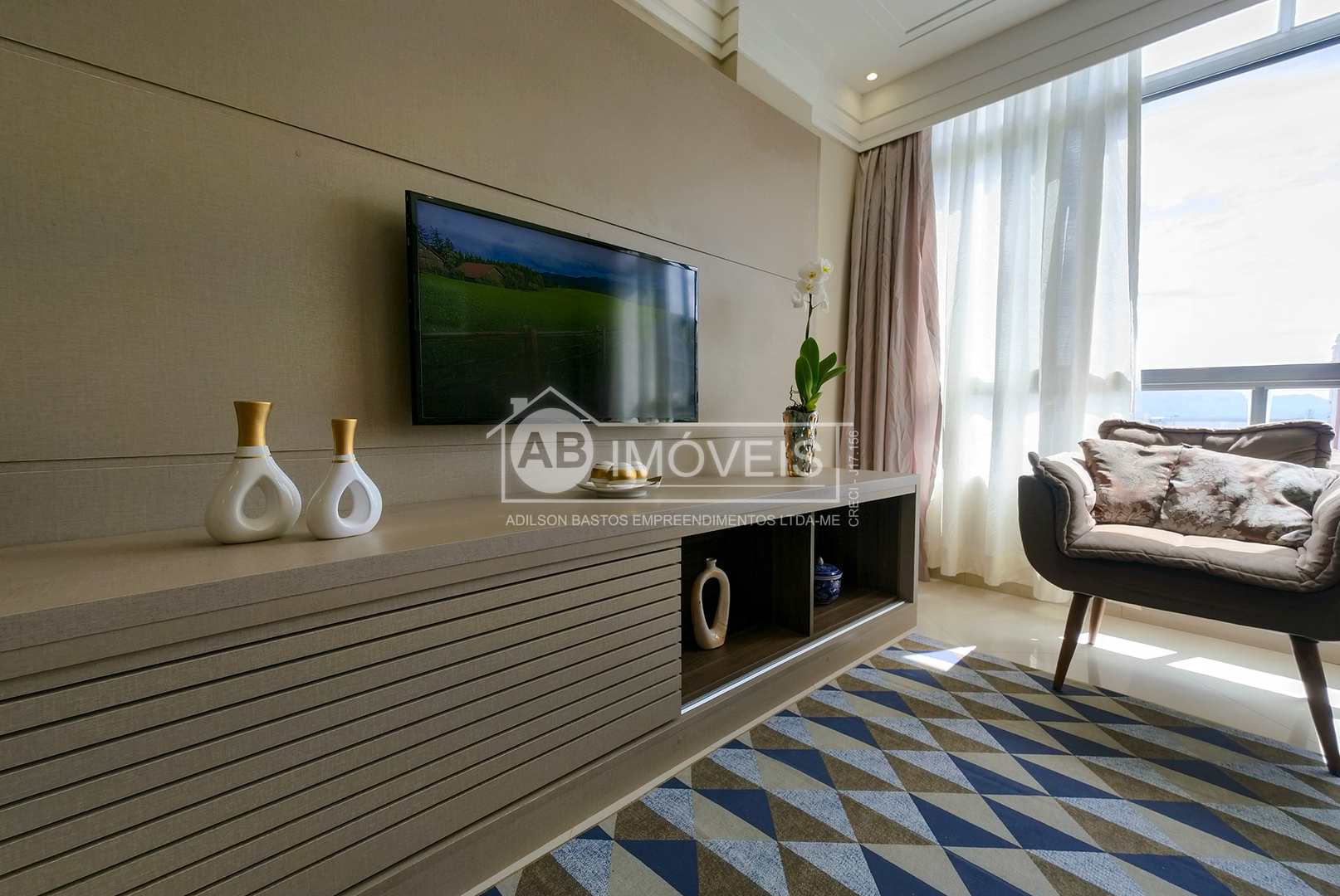 Apartamento à venda com 2 quartos, 100m² - Foto 2