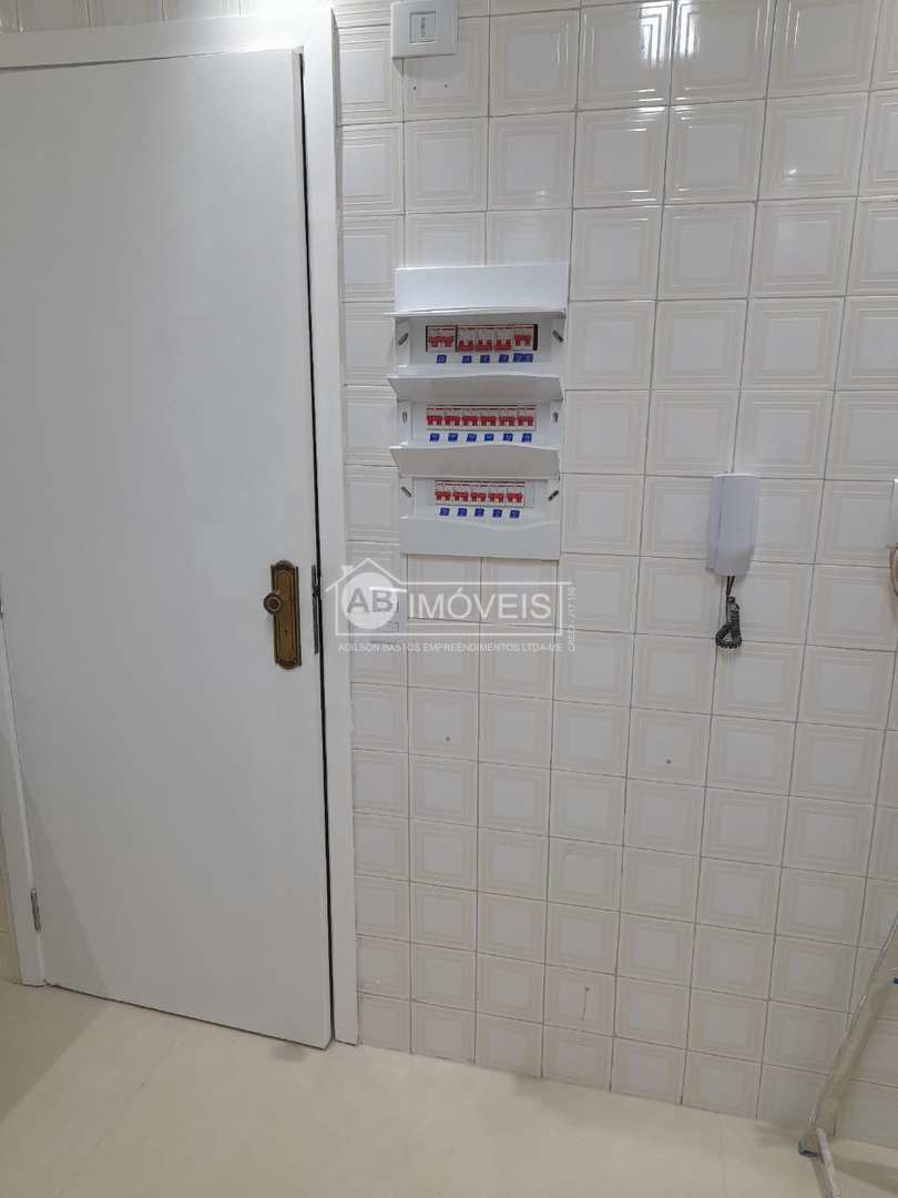 Apartamento à venda com 3 quartos, 133m² - Foto 24