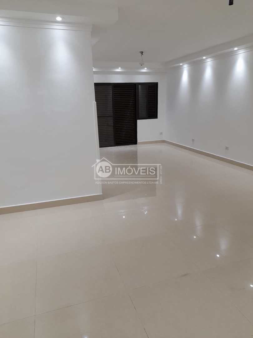 Apartamento à venda com 3 quartos, 133m² - Foto 1