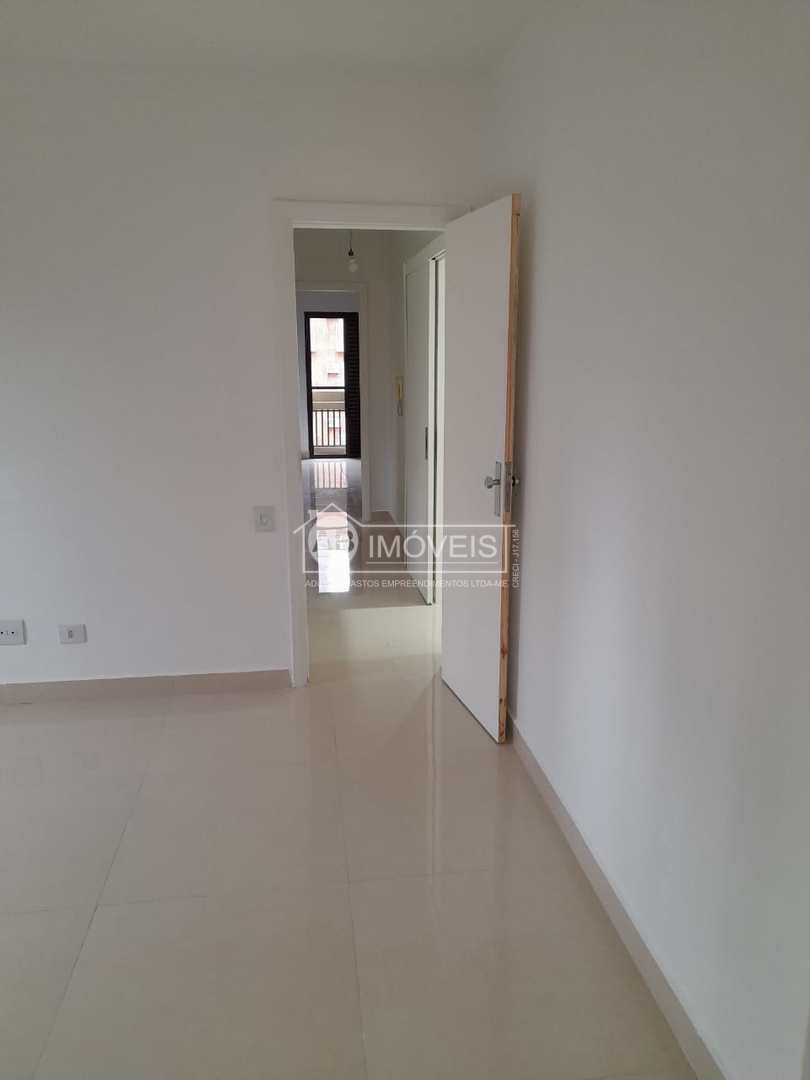 Apartamento à venda com 3 quartos, 133m² - Foto 19