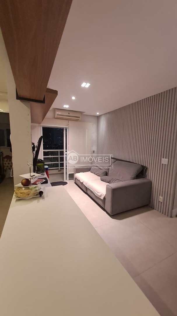 Apartamento à venda com 2 quartos, 73m² - Foto 4