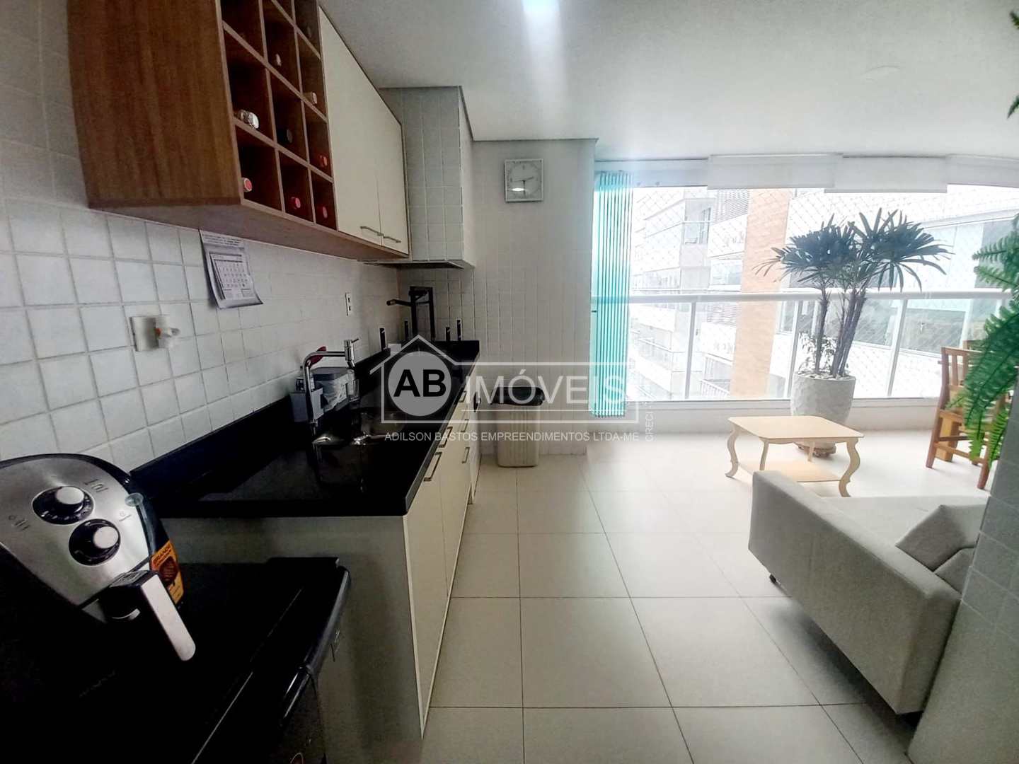 Apartamento à venda com 3 quartos, 123m² - Foto 1