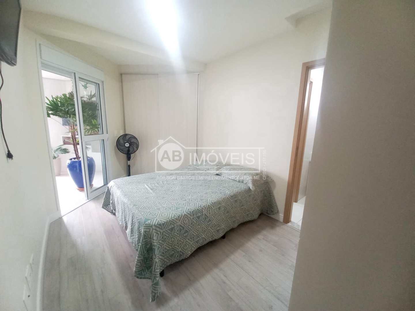 Apartamento à venda com 3 quartos, 123m² - Foto 23