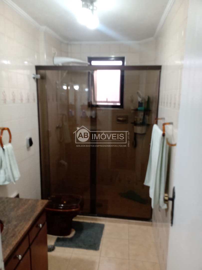 Apartamento à venda com 2 quartos, 95m² - Foto 13