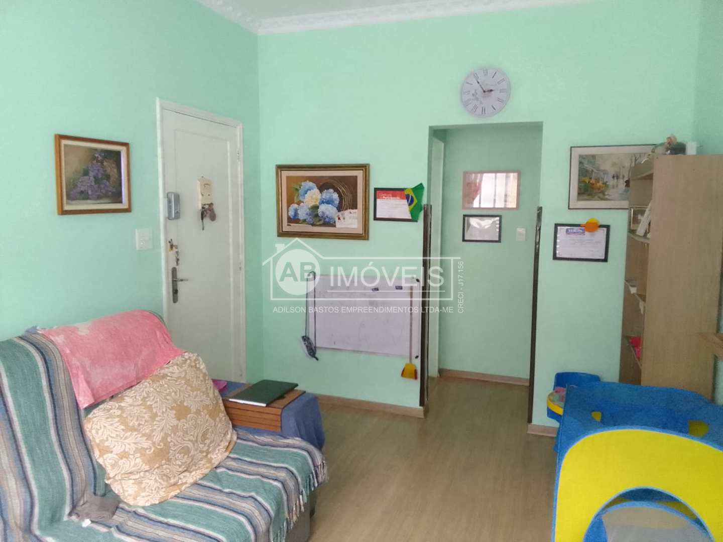 Apartamento à venda com 2 quartos, 71m² - Foto 2