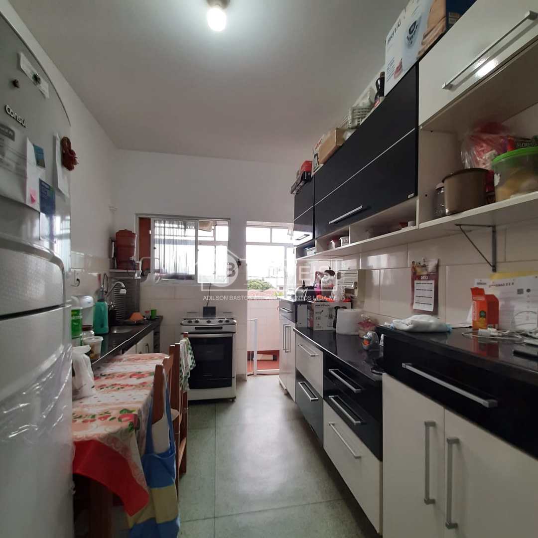 Apartamento à venda com 2 quartos, 71m² - Foto 4