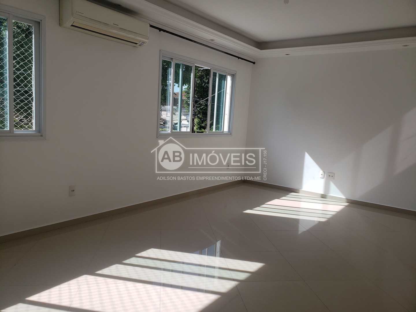 Sobrado à venda e aluguel com 3 quartos, 169m² - Foto 29