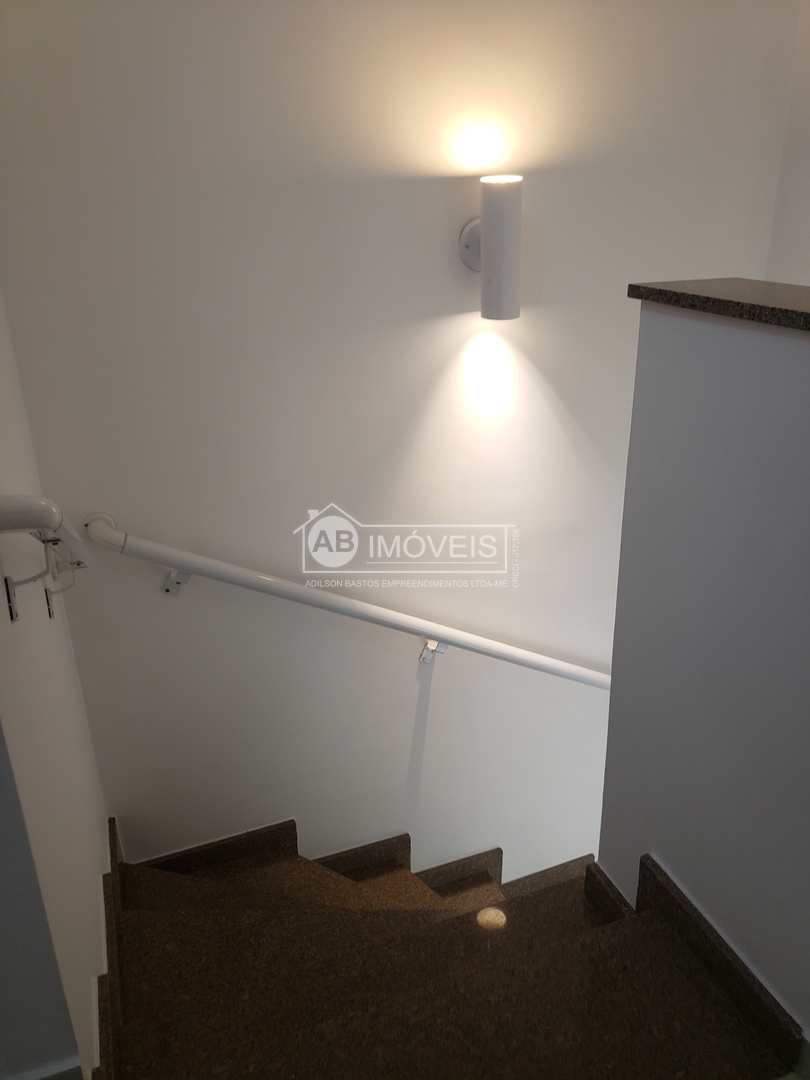 Sobrado à venda e aluguel com 3 quartos, 169m² - Foto 66